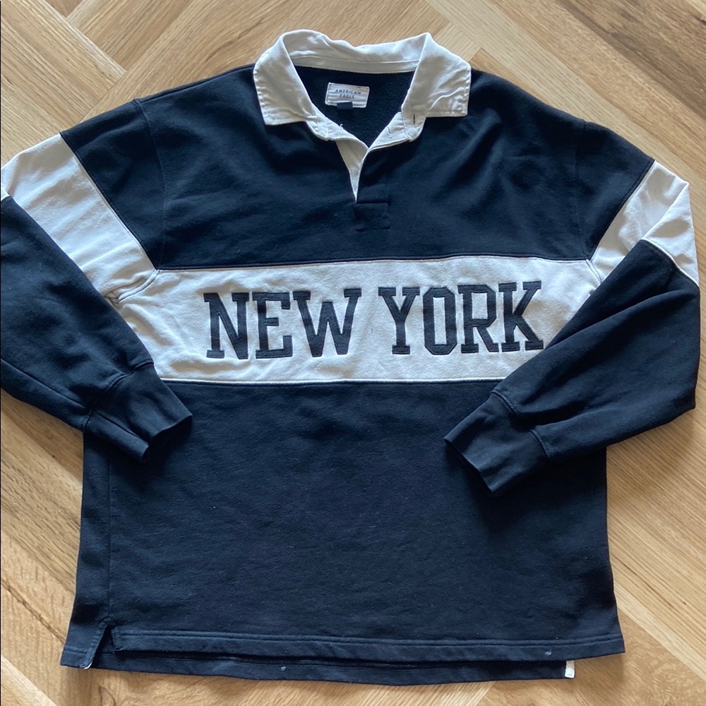 AE Women’s Oversized NY Polo Fleece Sweatshirt - Picture 3 of 8